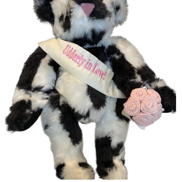 Vermont Teddy Bear Holstein Fur Udderly in Love Sash Bouquet Vintage Authentic - Picture 3 of 9